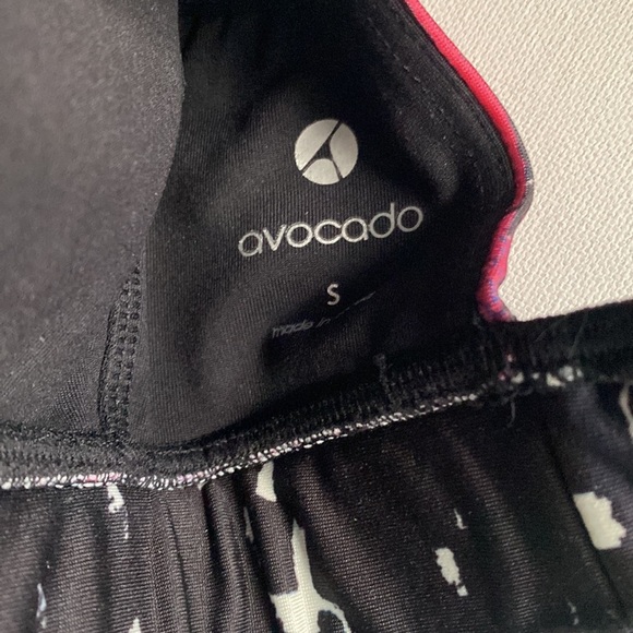 Avocado Strapy sports bra, size S - Picture 3 of 7